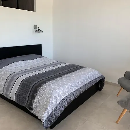 La Balma - 4 Avec Jardin En Maison Passive De Plain Pied A Frejus-saint-raphael Lägenhet