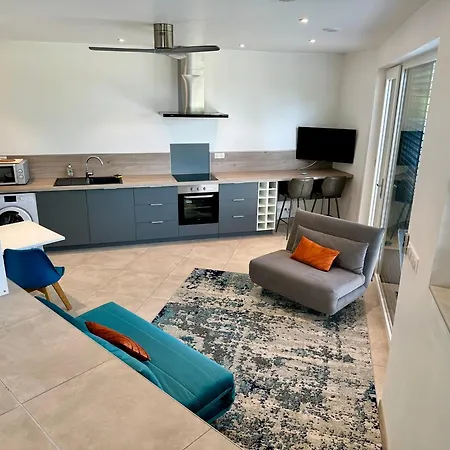 La Balma - 4 Avec Jardin En Maison Passive De Plain Pied A Frejus-saint-raphael